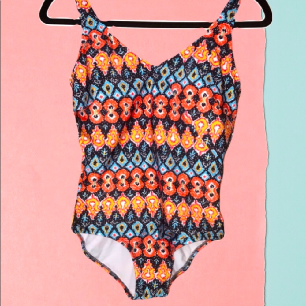 Azza One Piece Swimsuit Size Medium